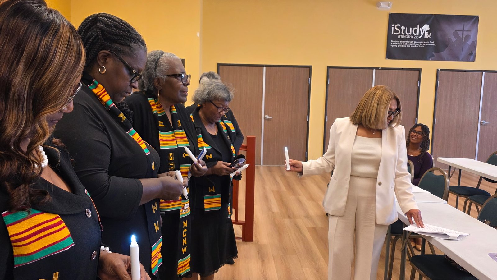 NCNW HDS members during a candlelight ceremony